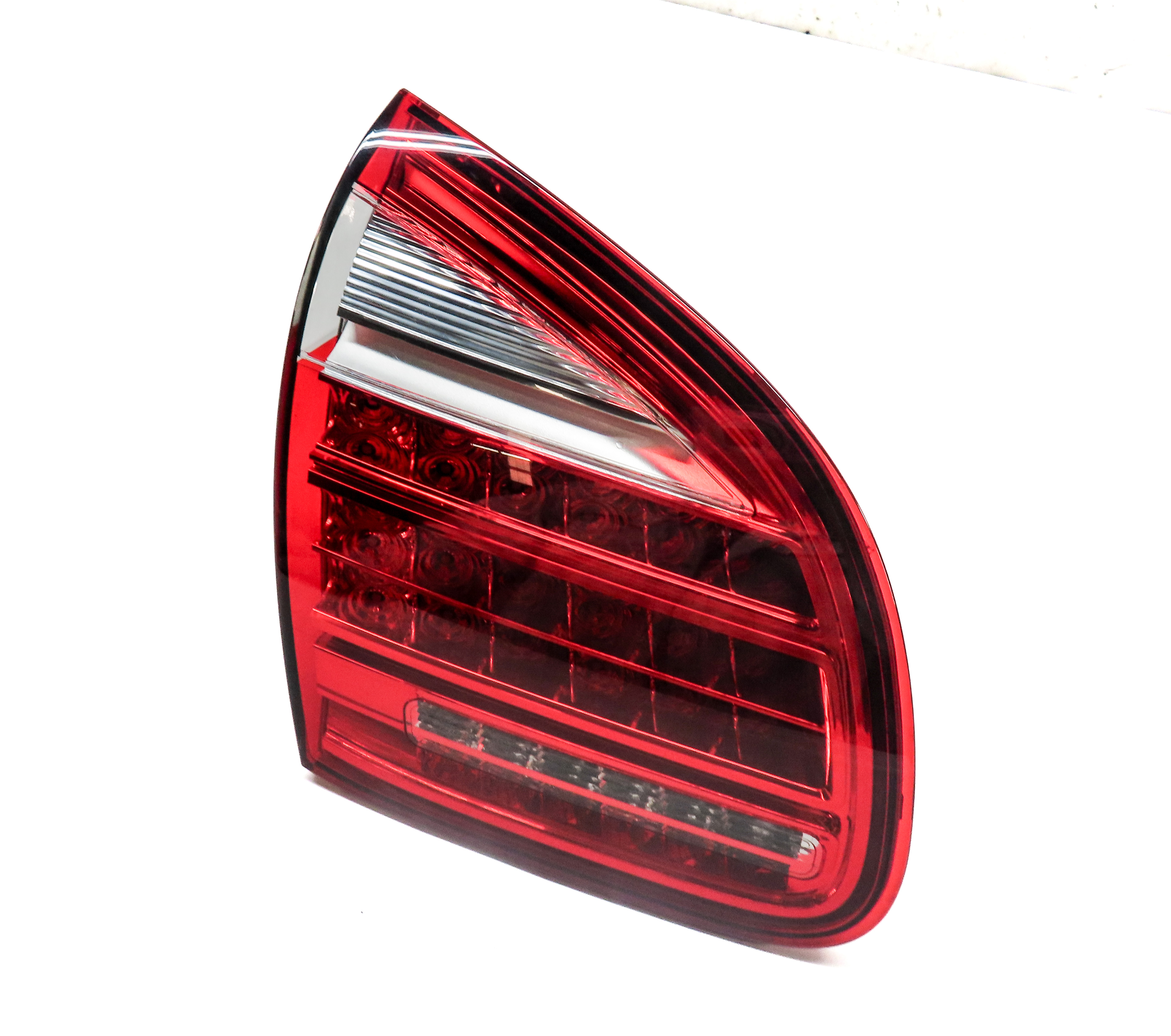 2011-2014 PORSCHE CAYENNE (958) LEFT DRIVER REAR INNER TAILLIGHT LIGHT LAMP — exact item pictured